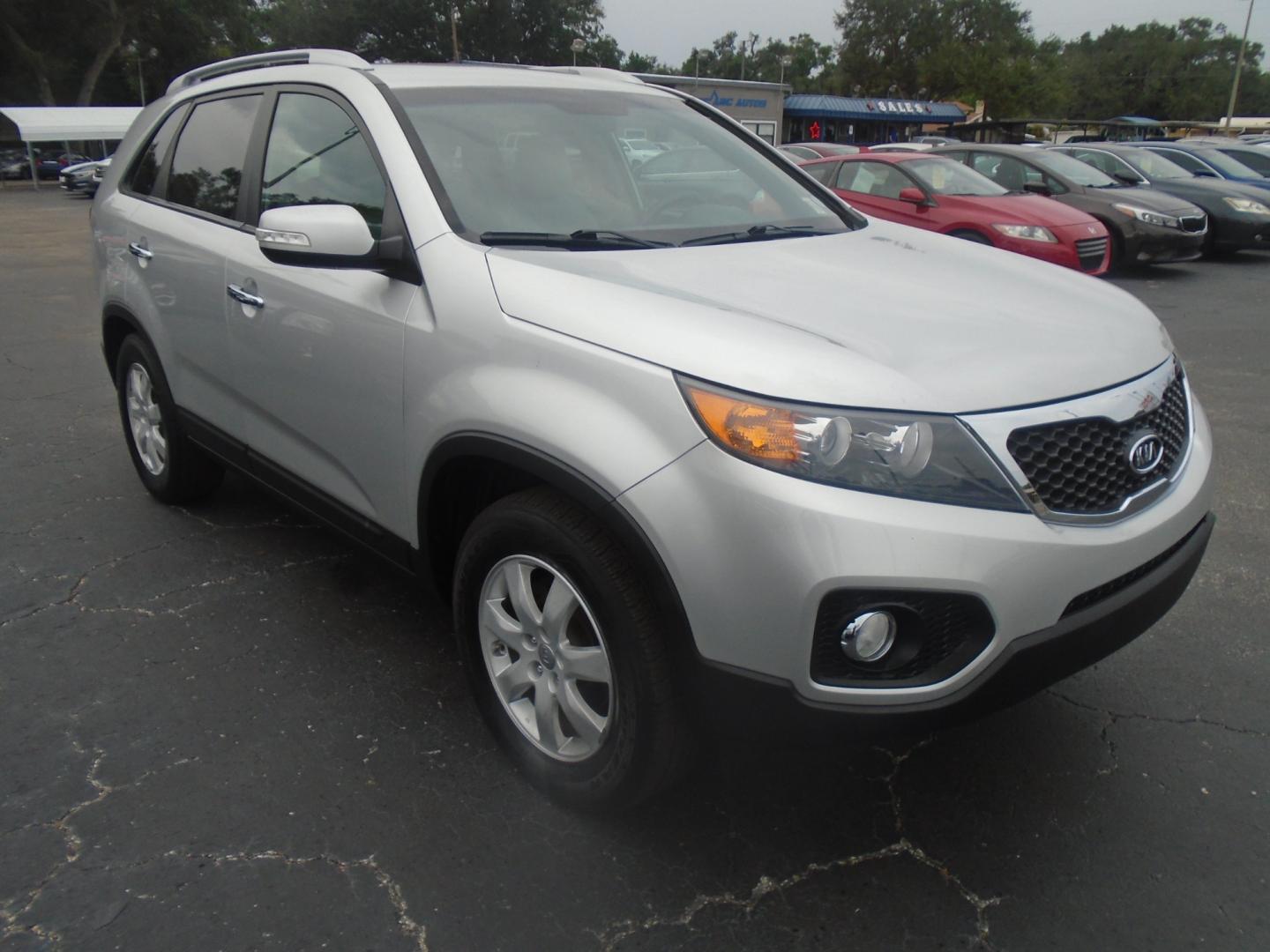 2013 Kia Sorento (5XYKT3A66DG) , located at 6112 N Florida Avenue, Tampa, FL, 33604, (888) 521-5131, 27.954929, -82.459534 - Photo#2